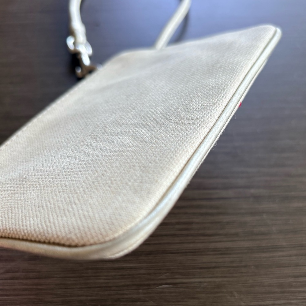 Coach Poppy Crystal Heart Wristlet (White/Pink) 2010 Limited Edition - Picture 11 of 11